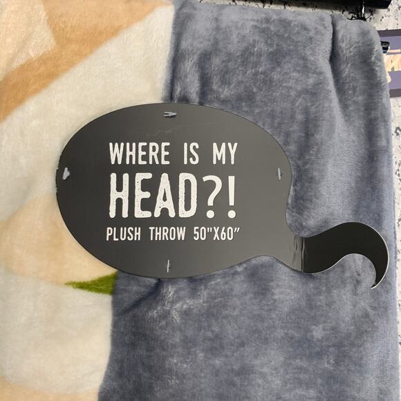 Halloween Where My Head Mummy Throw Plush Blanket Spooky Soft Gothic 50x60" Gray - Picture 5 of 10